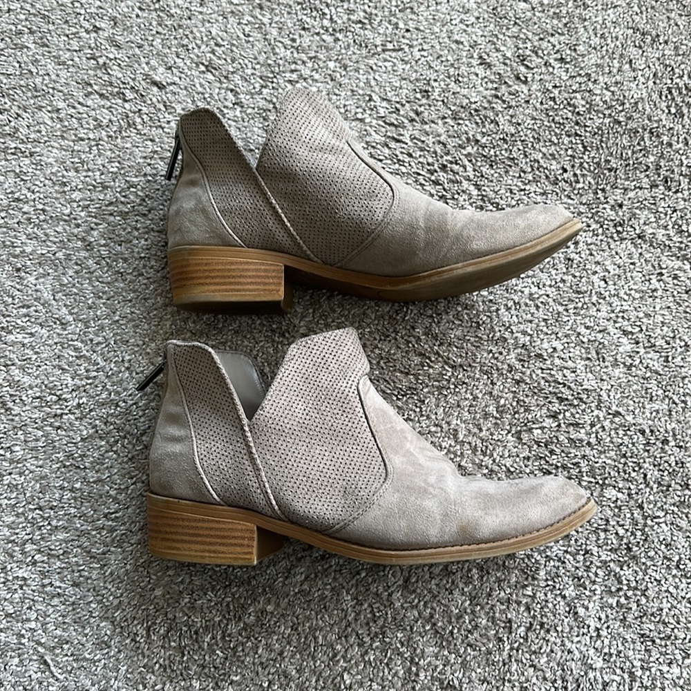 Lexi & Abbie Booties - Size 8